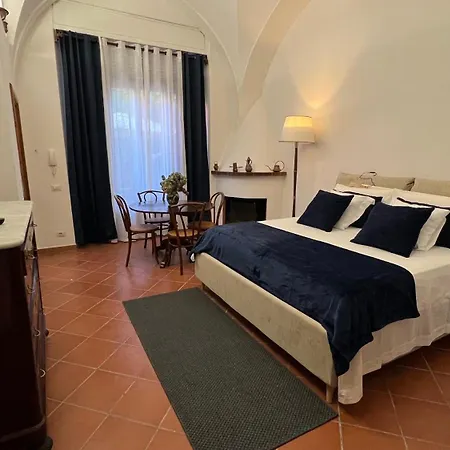 Arnolds Deluxe Firenze