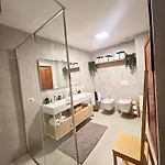 Arnolds Deluxe Apartamento *