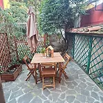 Arnolds Deluxe * Florencie
